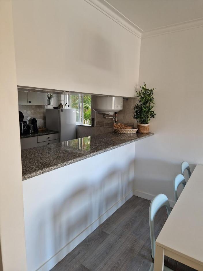 Apartamento T2 Palmeira Gale-Praia Da Gale Guia  Zewnętrze zdjęcie